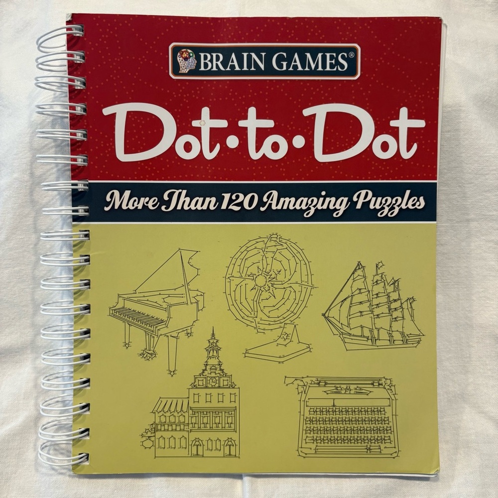 Dot-to-Dot Book by Brain Games 125 Pictures*